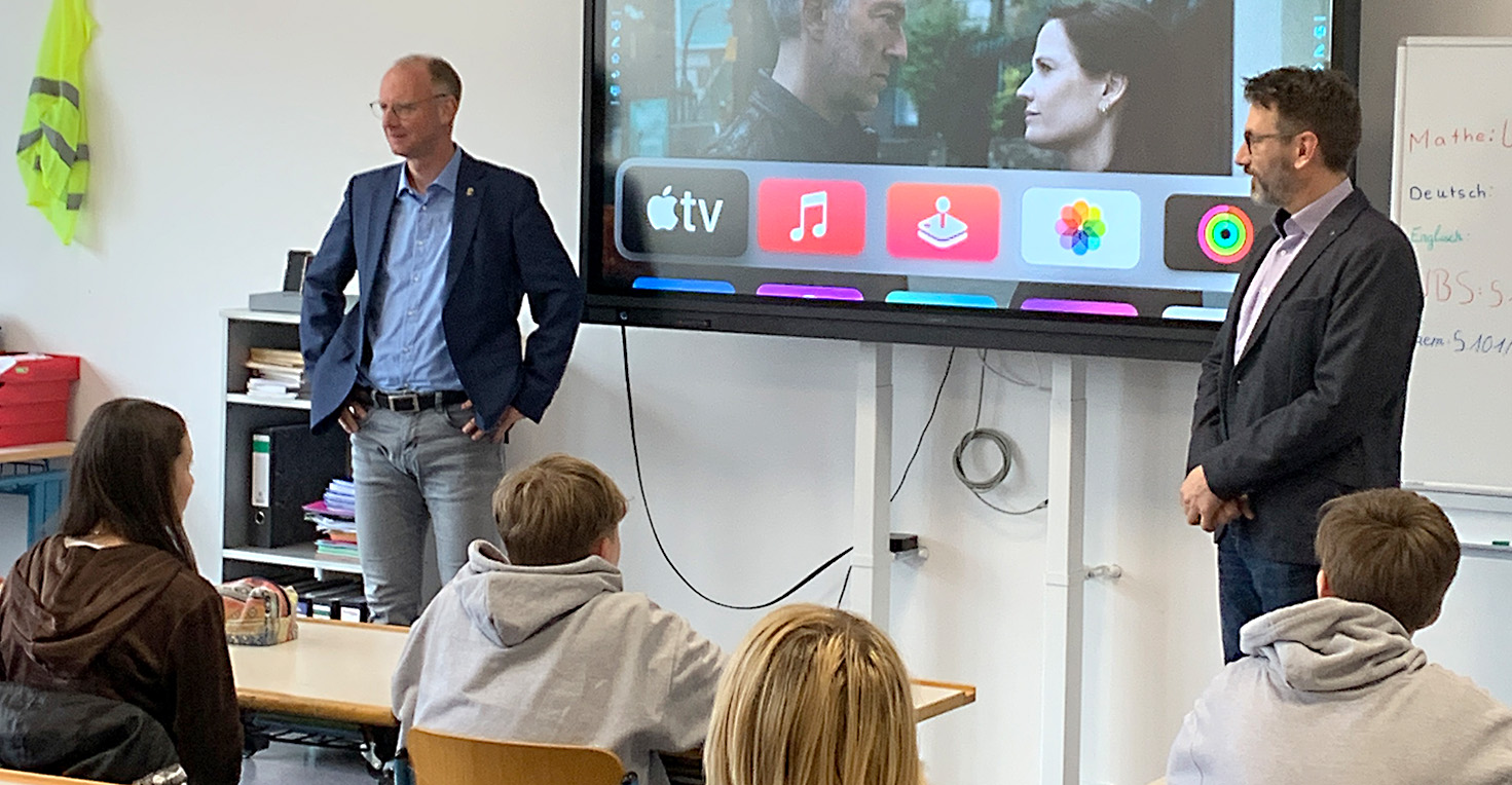 Dr. Timm Kern (FDP) besucht die Grund- und Werkrealschule sowie die Realschule in Pfalzgrafenweiler