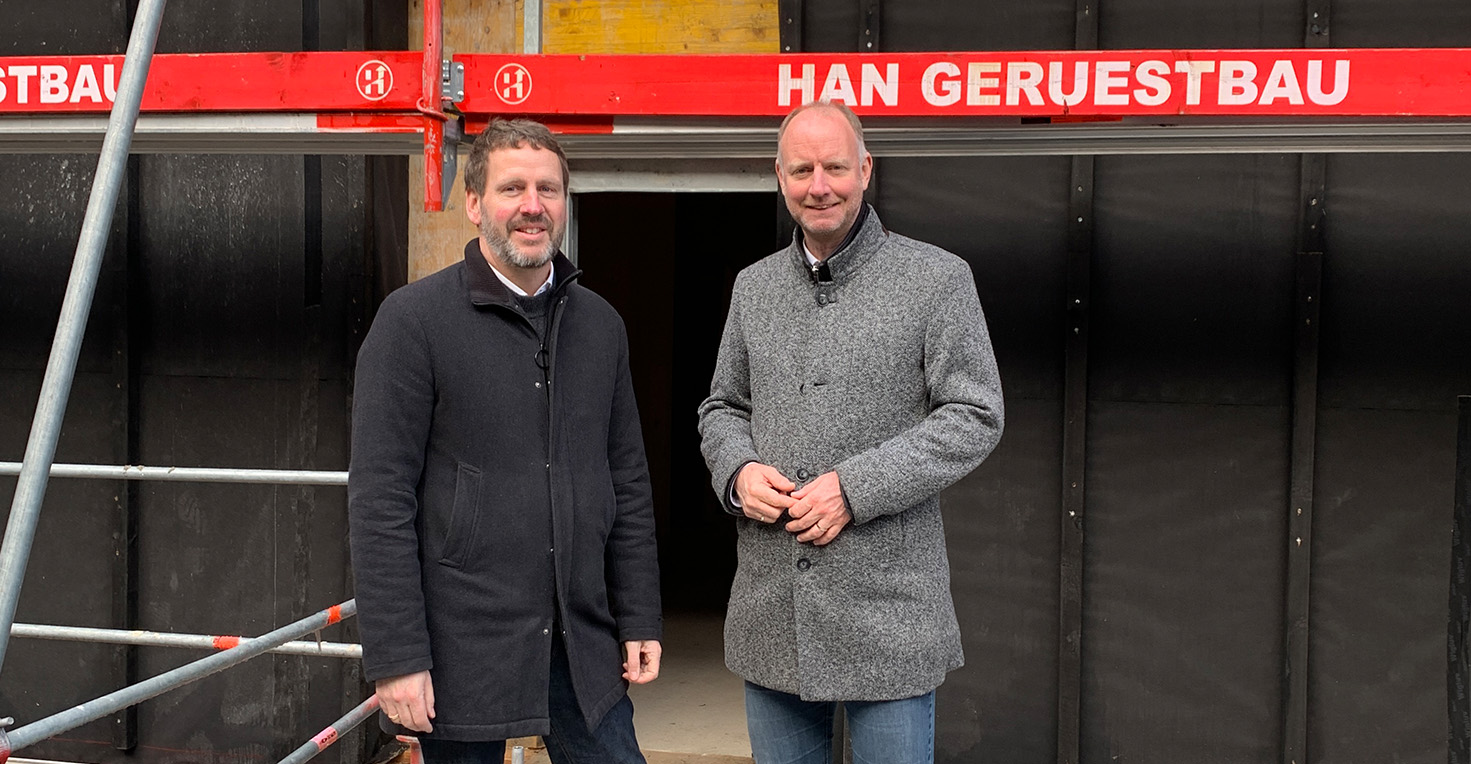Dr. Timm Kern mit Revierleiter Andreas Löb (Polizeirevier Horb)